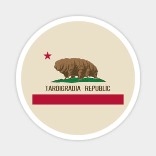 Tardigradia Uberalis! Magnet